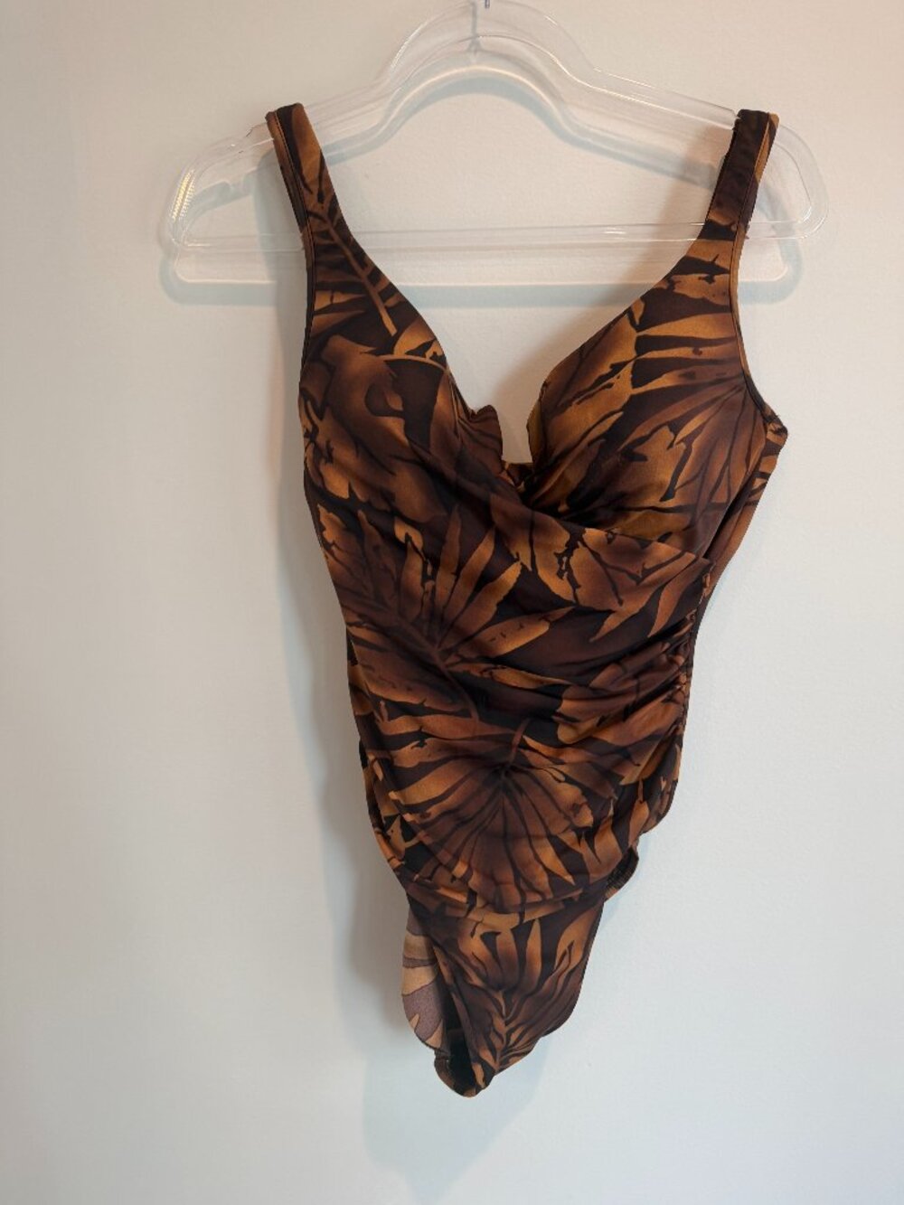 Miraclesuit Tropical Leaf One Piece Tummy Control Swimsuit Brown Gold Size 14